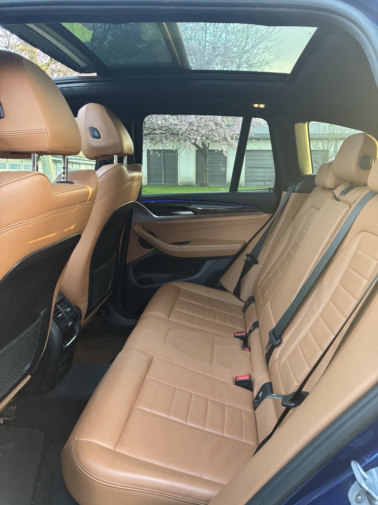 BMW X3M - intérieur 1